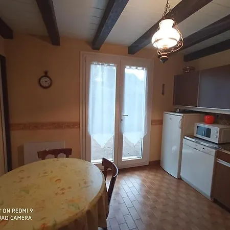 Chez Vivi Et Jean Pierre Maison 9 Personnes Au Calme Vue Montagne Wifi