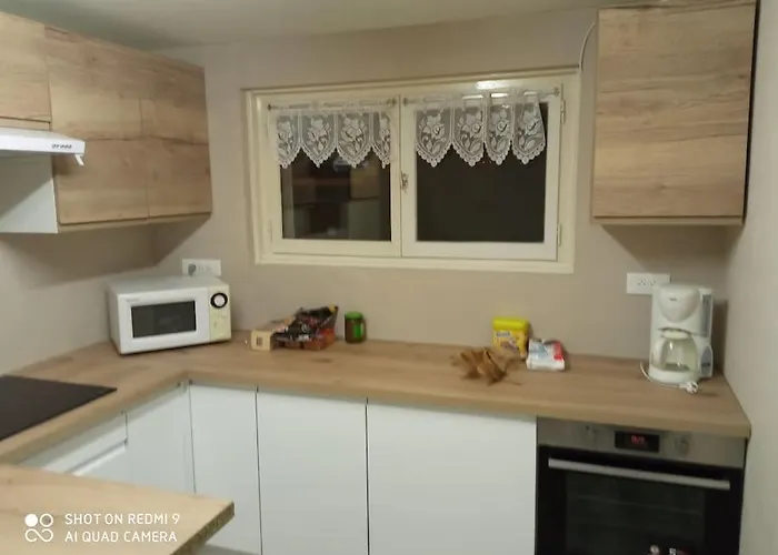 Chez Vivi Et Jean Pierre Maison 9 Personnes Au Calme Vue Montagne Wifi